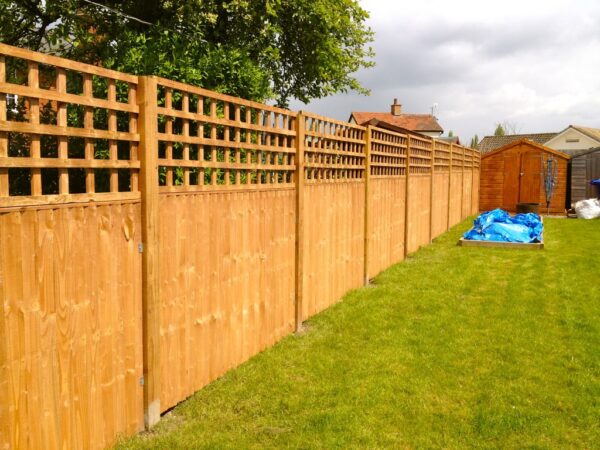 Maintaining your timber fence looking good for longer