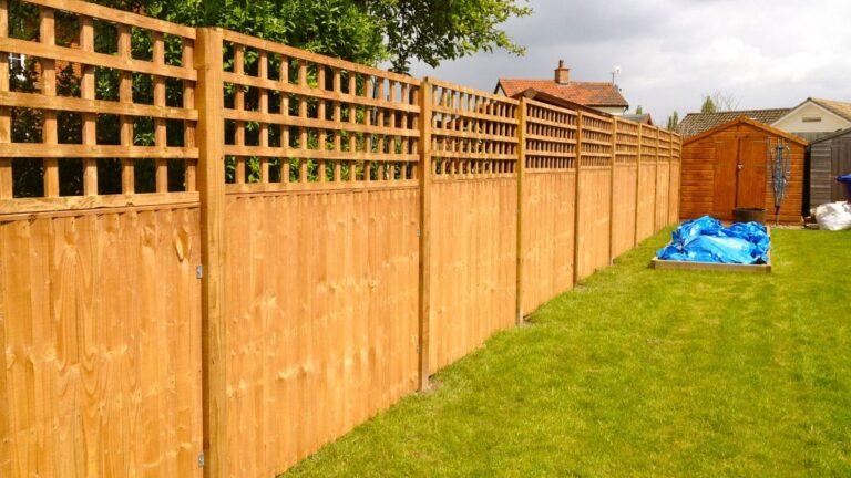 Maintaining your timber fence looking good for longer