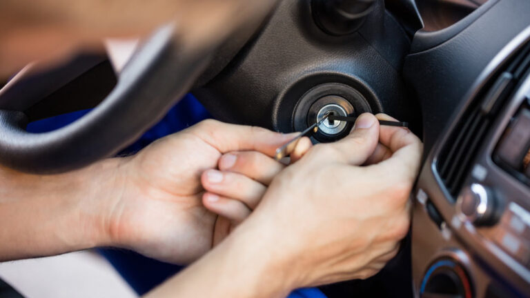 Here’s how to spot a qualified, dependable locksmith and prevent the cowboys.