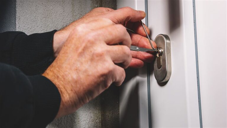 Tenants Newsletter: Quick Ways to be able to Stay Safe This Winter